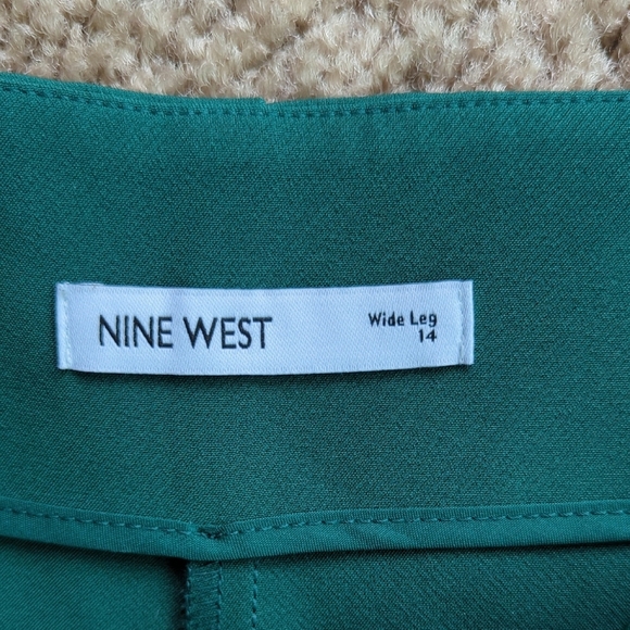 Nine West Teal Wide Leg Capri Pants - Picture 2 of 4